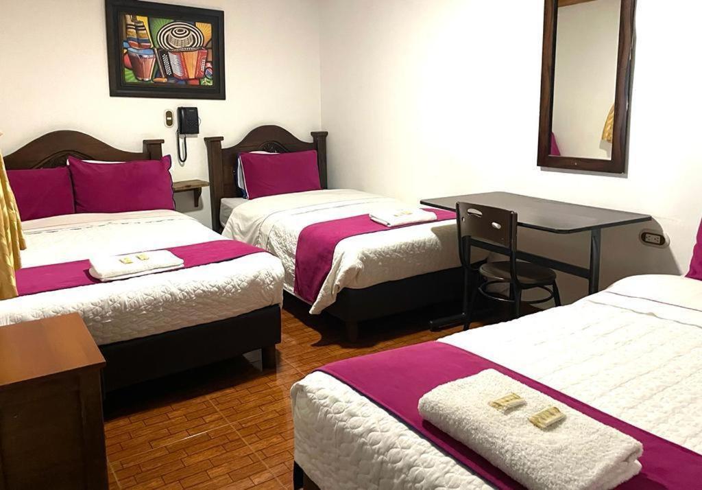 Hostal Internacional - Bogota — Fotos 1